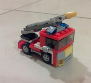 Le mini camion de pompier (02)